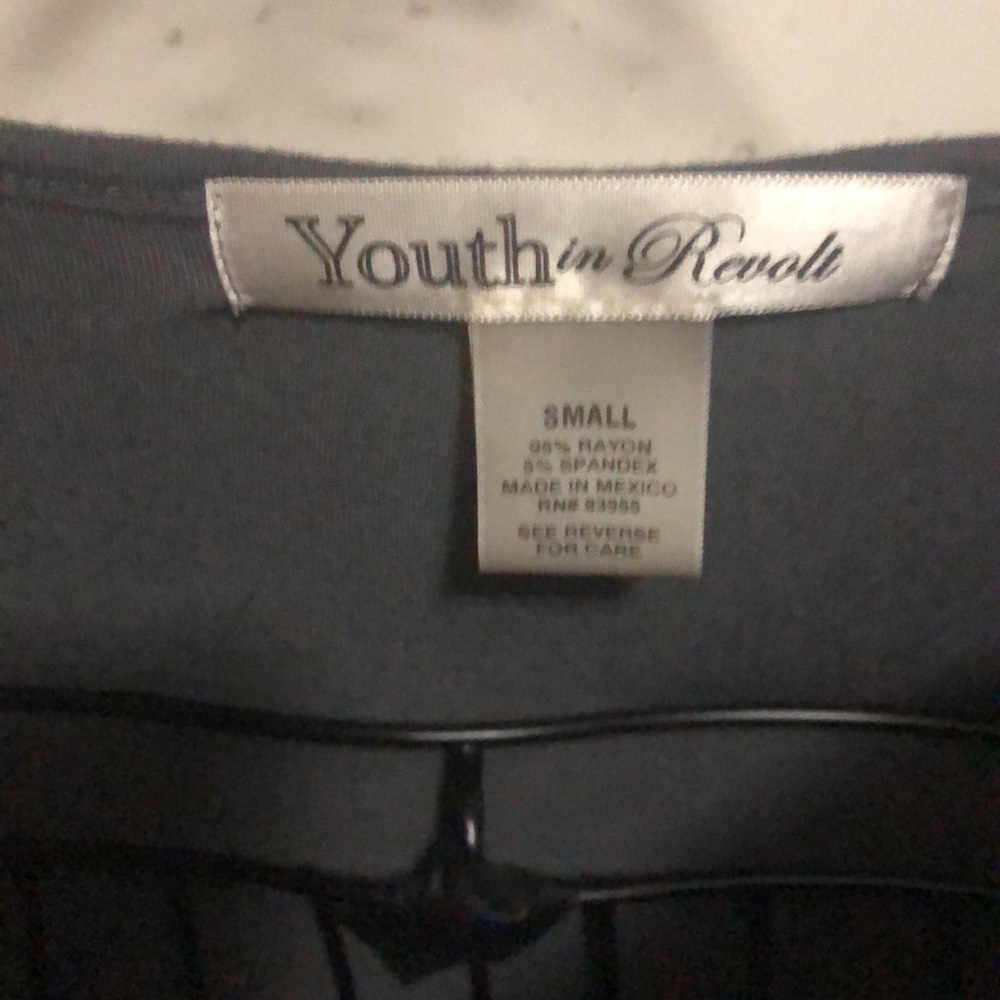 Pretty Boho Top - Picture 3 of 5